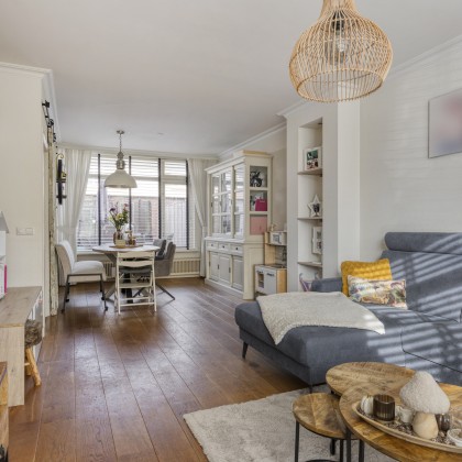 Ruime woonkamer