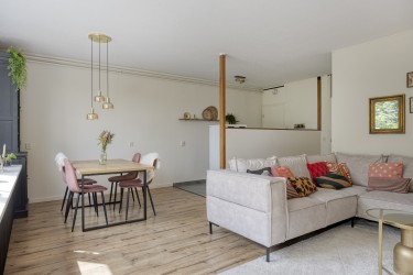 Ruime woonkamer