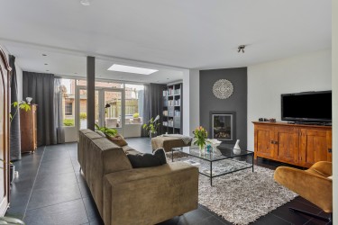 Uitgebouwde woonkamer