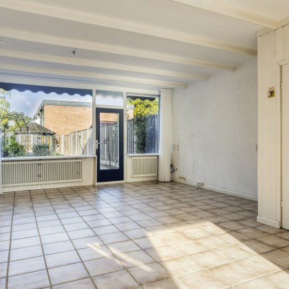 Ruime woonkamer