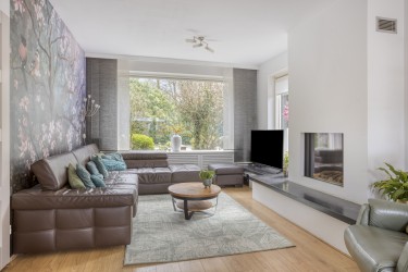 Ruime woonkamer