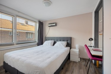 Drie ruime kamers