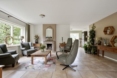 Lichte woonkamer