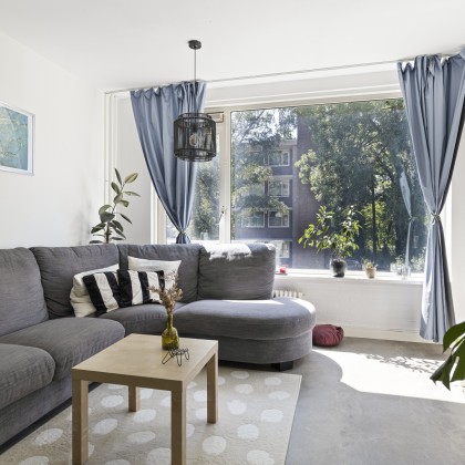 Lichte woonkamer