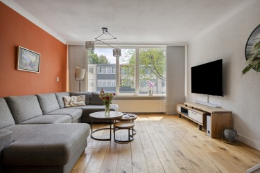 Ruime woonkamer