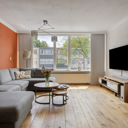 Ruime woonkamer