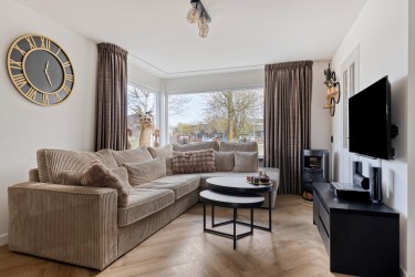 Ruime woonkamer