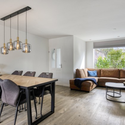 Lichte woonkamer