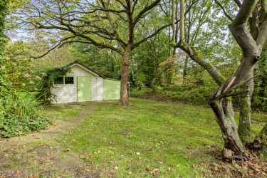 Separate berging in tuin