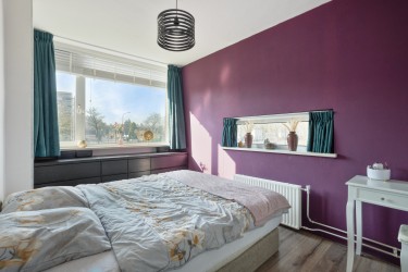 Ruime slaapkamer