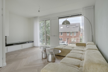 Lichte woonkamer