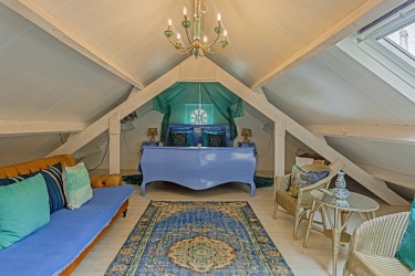 BED & BREAKFAST eerste etage ruimte 1