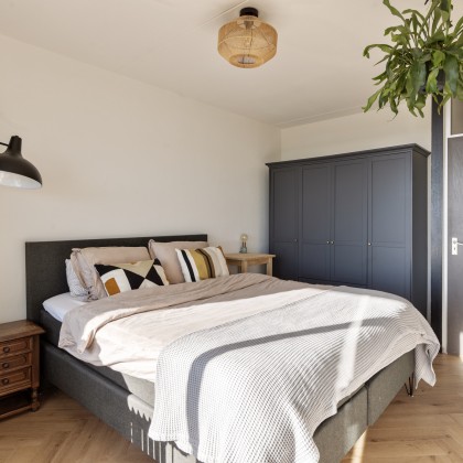 Ruime slaapkamer