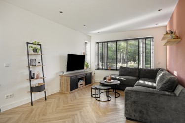 Ruime woonkamer