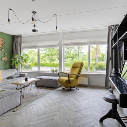 Lichte woonkamer