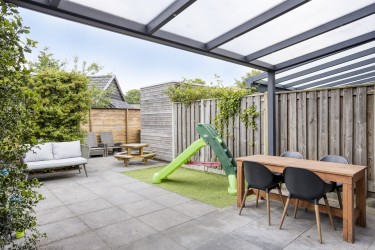 Onderhoudsvrij met overkapping