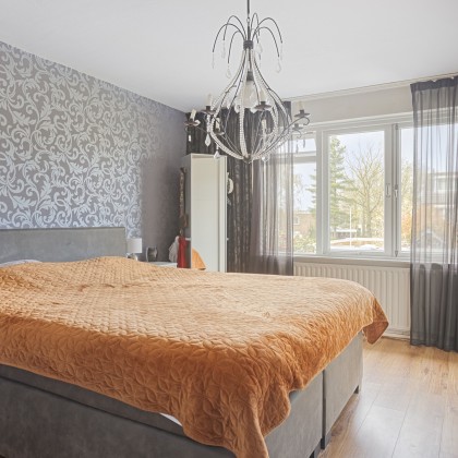 Drie ruime kamers