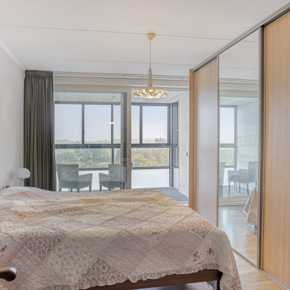 Ruime slaapkamer