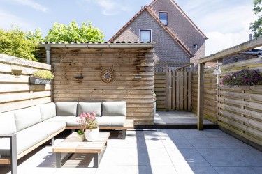 Zonnige tuin