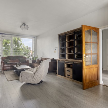 Ruime woonkamer