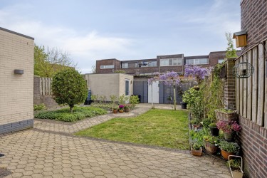 Zuidoosten gelegen