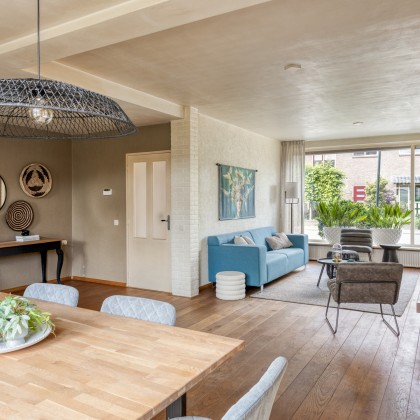 Ruime woonkamer