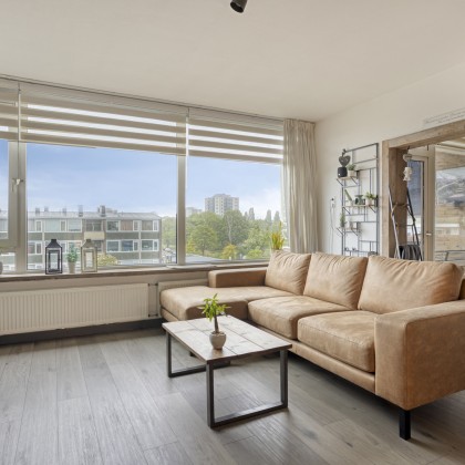 Lichte woonkamer