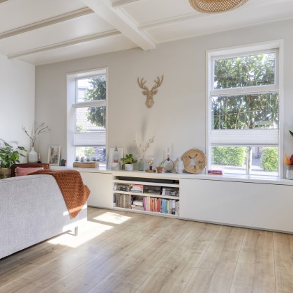 Ruime woonkamer
