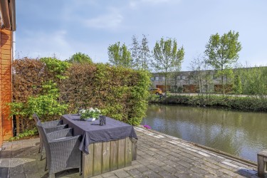 Zonnige tuin