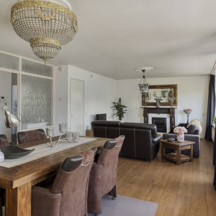 Ruime woonkamer