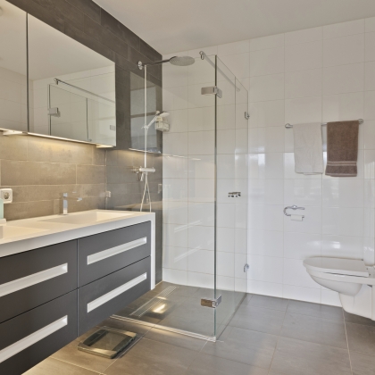 Twee badkamers