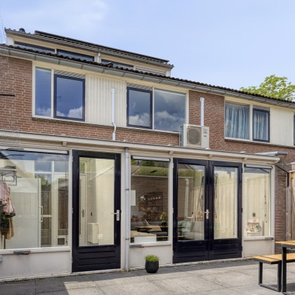 Zonnige tuin
