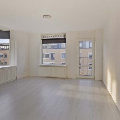 Lichte woonkamer