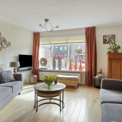 Ruime woonkamer